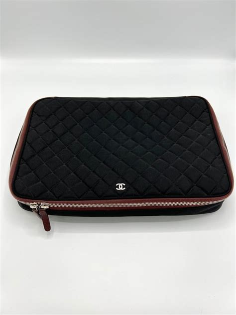 pochette chanel sconti|Chanel patchwork pouch.